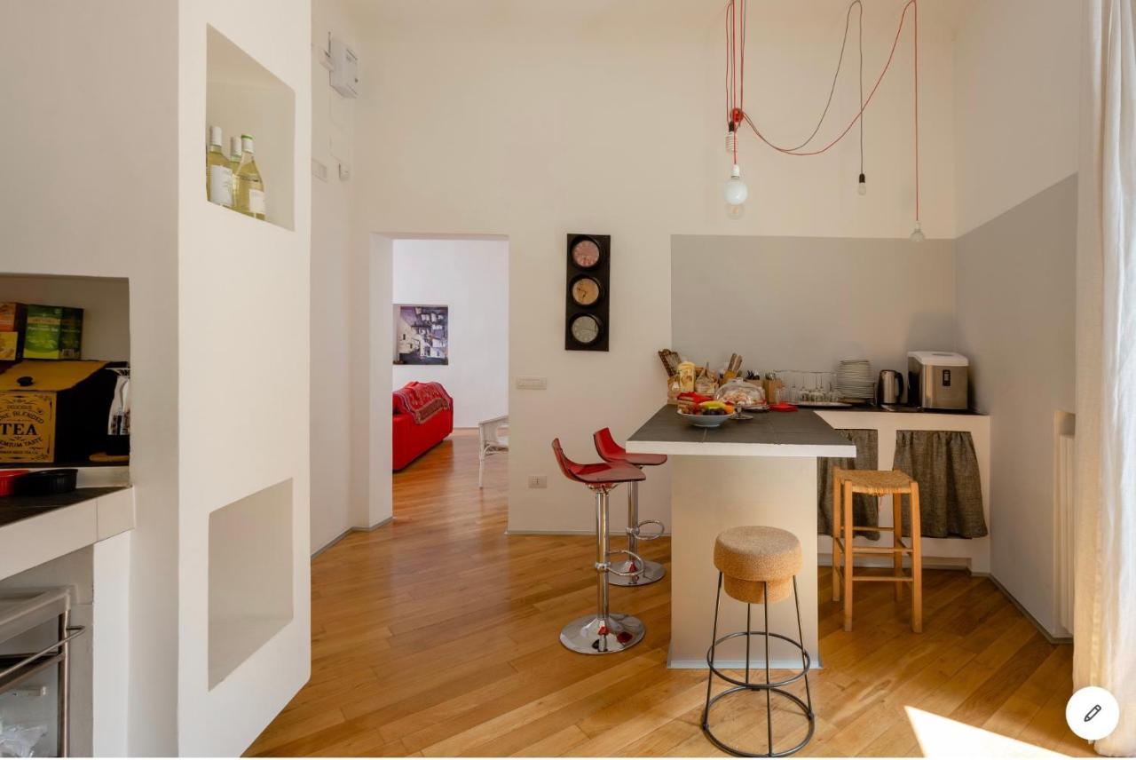 Bijoux Luxury Apartment In Old Town Bari Exterior photo