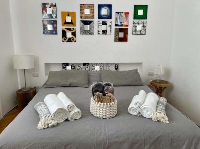Bijoux Luxury Apartment In Old Town Bari Room photo