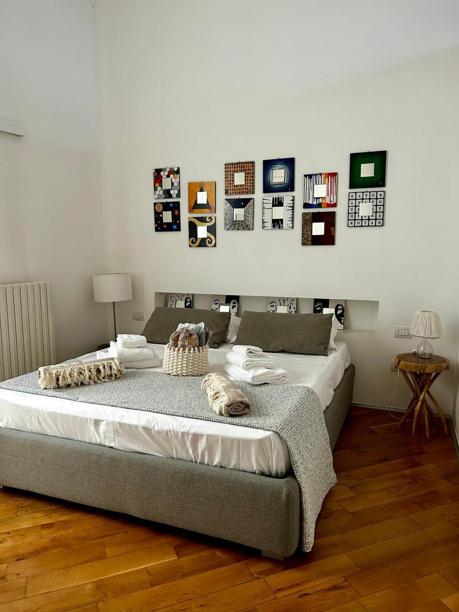 Bijoux Luxury Apartment In Old Town Bari Exterior photo